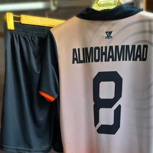کیت-ورزشی-سفید-و-نارنجی-و-مشکی-2